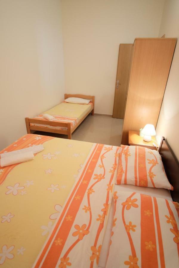 Apartmani Viktorija Vrana  Εξωτερικό φωτογραφία
