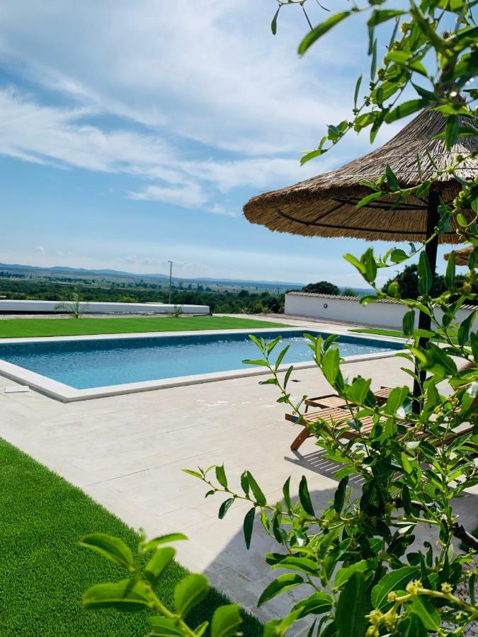 Apartmani Viktorija Vrana  Εξωτερικό φωτογραφία