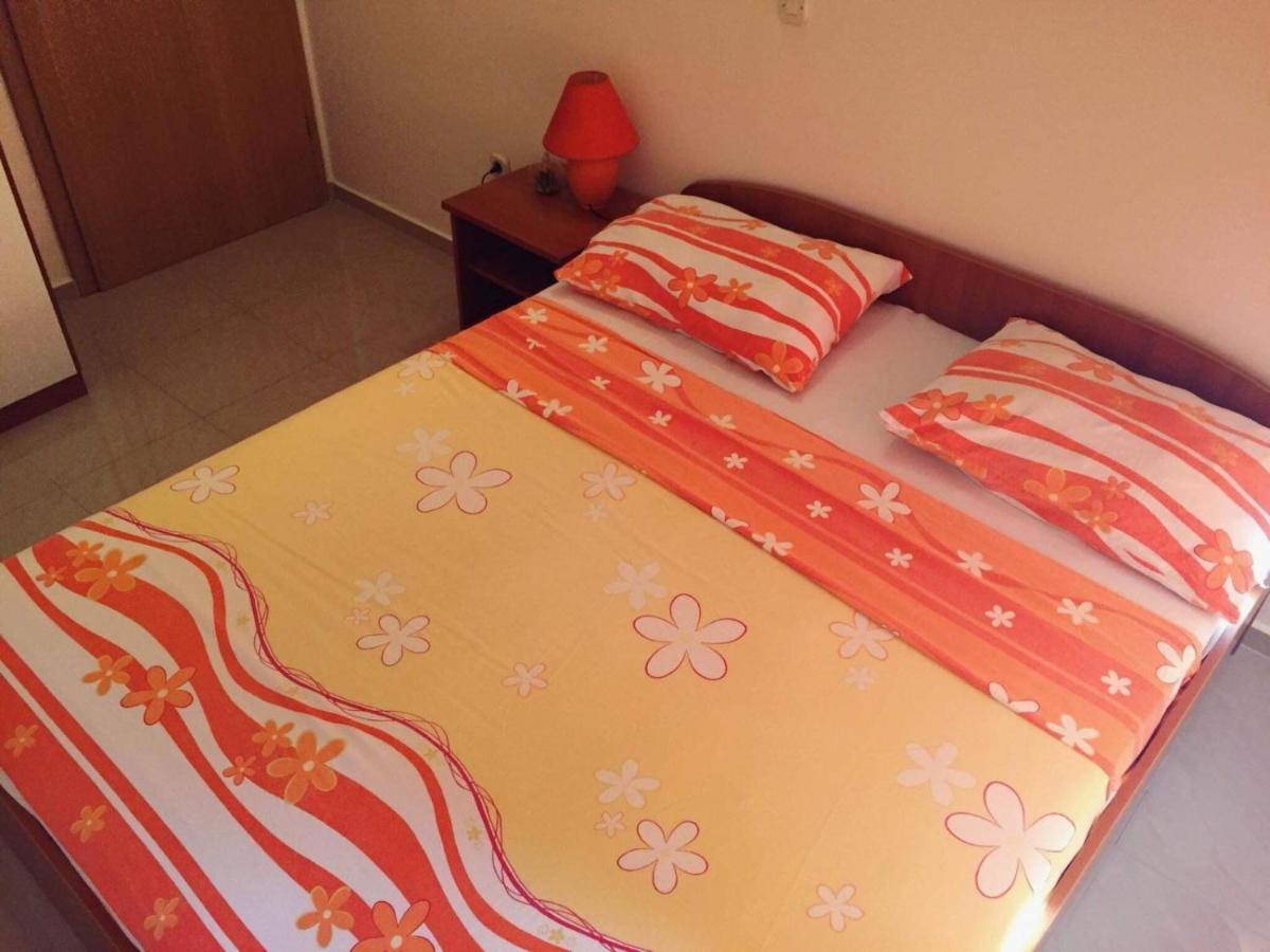 Apartmani Viktorija Vrana  Εξωτερικό φωτογραφία